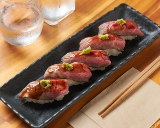 やわらか和牛肉寿司4貫