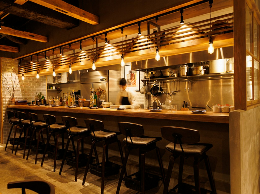 「おひとりさま」を有意義に過ごせるカウンター席