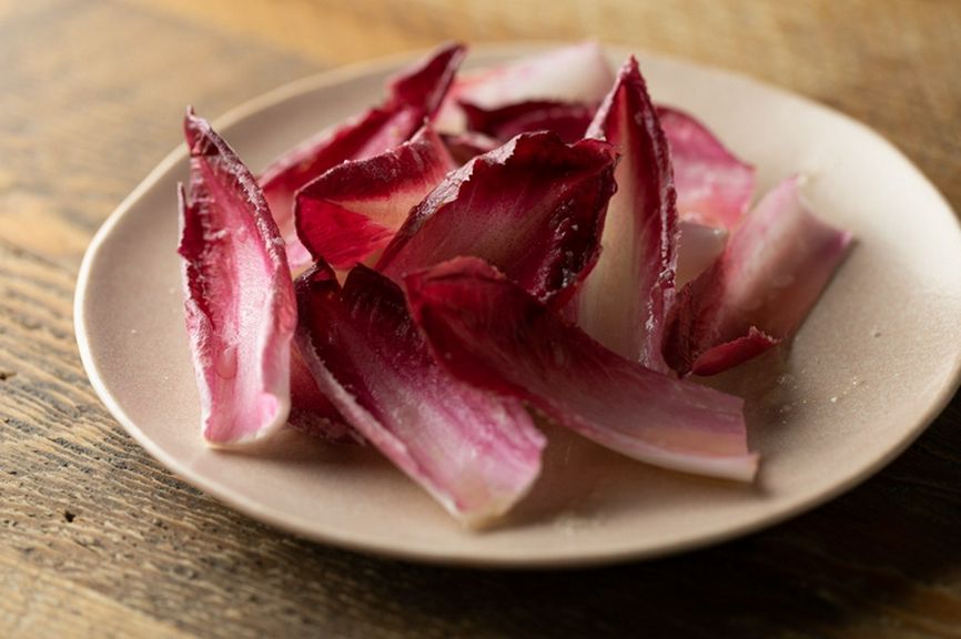 アンディーブとベーコンムースのサラダ