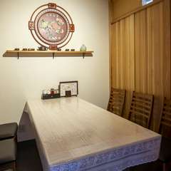 異国情緒を感じさせる、さりげなく置かれた小物