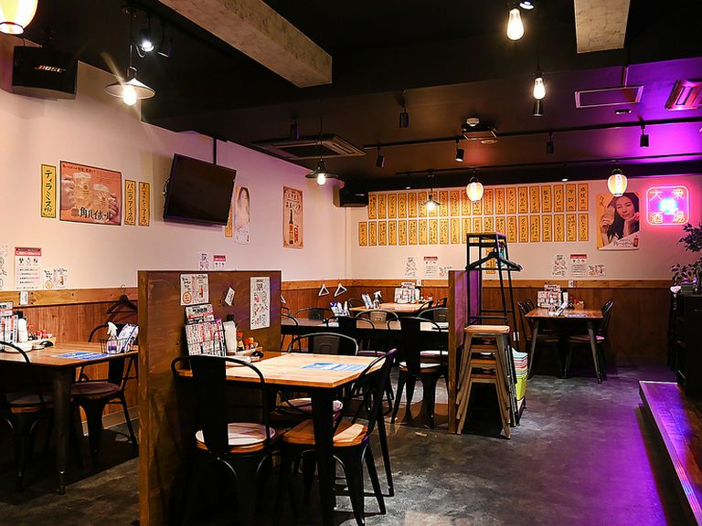 店内全35席。貸し切りも対応可