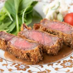 リピーターが続出する一押し洋食メニュー『ビーフカツ』