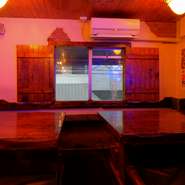 大人気の『プレミアムタコス』やテキーラを味わいつつ、気負わずに楽しめるおしゃれな場所。ドリンクが充実しているので、2軒目、3軒目としても利用できる大人のオアシスです。