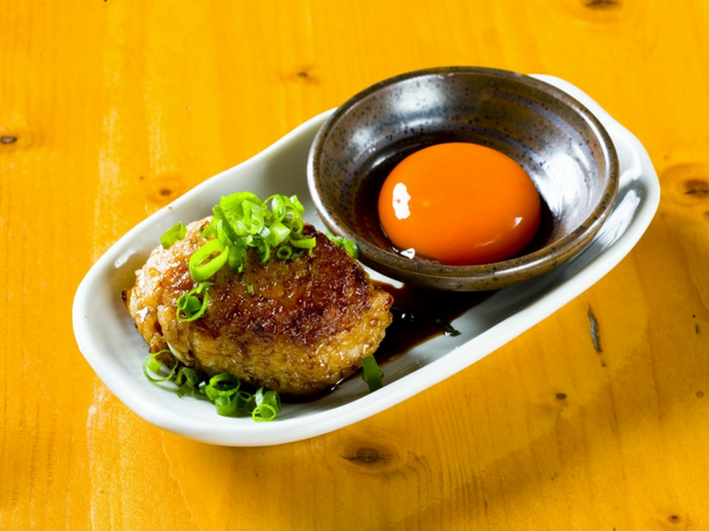 食べ応えのある食感。“味変”も楽しめる『つくね』