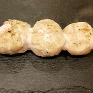 柔らかく脂肪は少なめ。あっさりとした上品な味わいで香りにクセがなく食べやすく、ダイエット食材としても人気です！