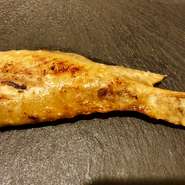 ほどよく脂がのり皮のカリッと感と肉のさっくりとした食感を是非味わってみられてください。