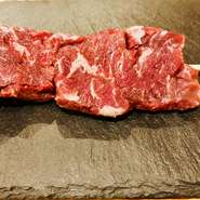 焼肉でも大人気。サクサクとした独特な食感とタン特有の旨味をご堪能ください。数量限定です。