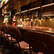 おひとり様でもゆっくりと料理、お酒を楽しめます