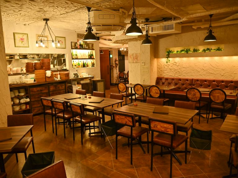 “人と人の繋がり、交流を愛情深く出来る店”がコンセプト
