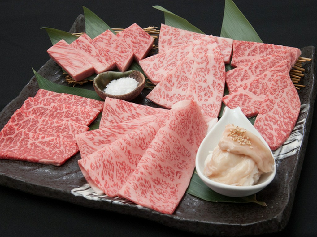 にくTATSU盛り（4名盛り）