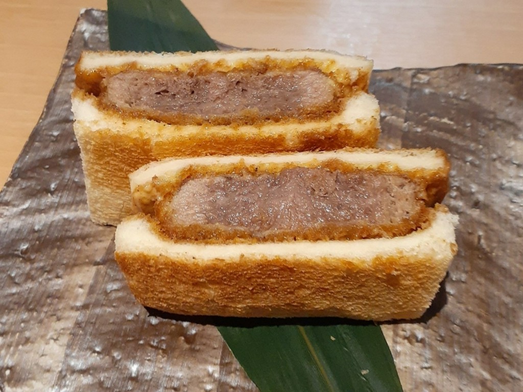 やわらかタンカツサンド（2切れ）