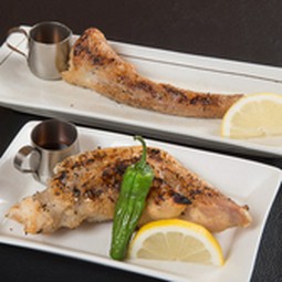 ぶたのしっぽ・豚足備長焼