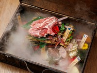 ※ご注文は2名～
※ご予約は前日までにお願いいたします。
※個室利用は10名まで