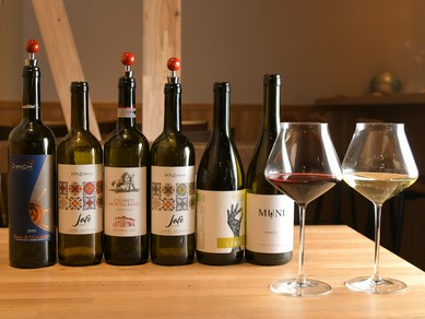 ソムリエ兼オーナーが仕入れる、イタリアン産のナチュラルワイン