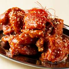 甘辛い味わいがクセになる！大人気『ヤンニョムチキン』