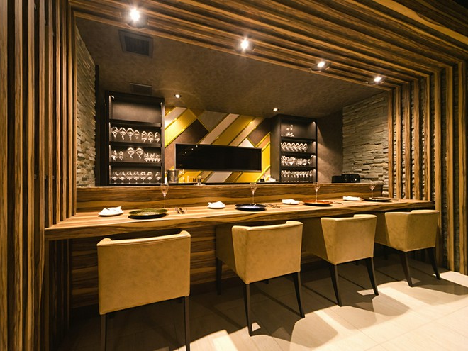 カウンター席がある