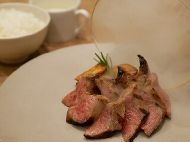 【quick menu】神戸牛ステーキ＆ローストビーフプレート