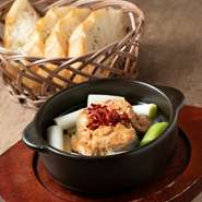 さばの和風味噌アヒージョ　バケット付