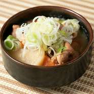 自家製もつ煮込み