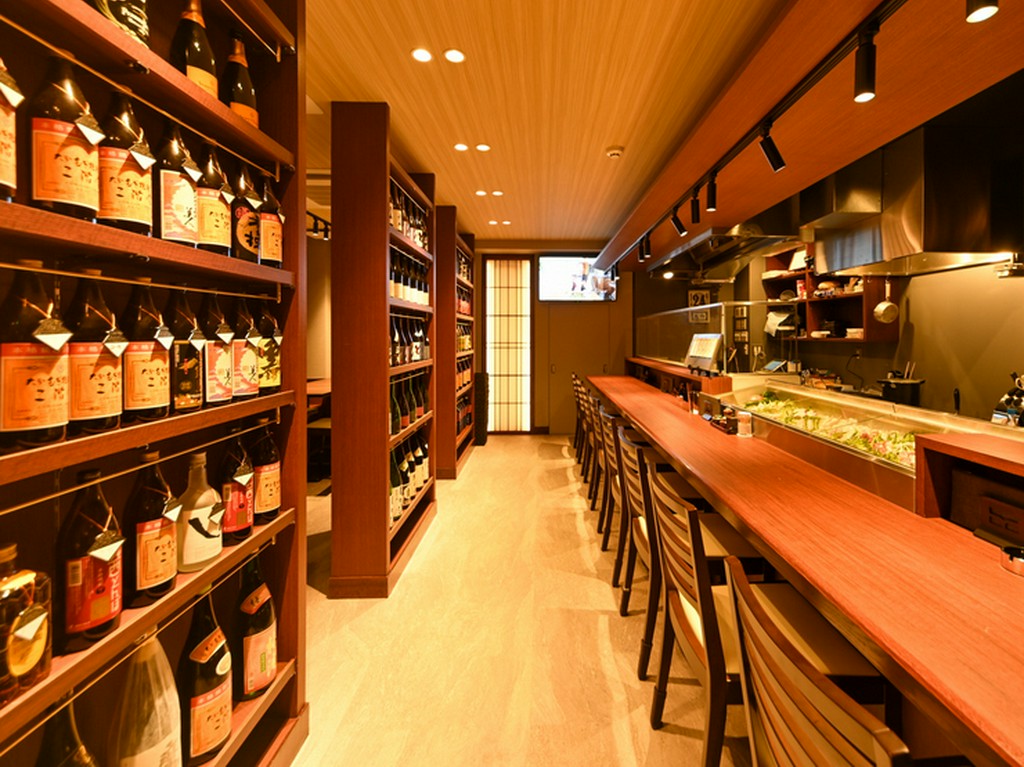 美食と対峙する、幸せなひとときを