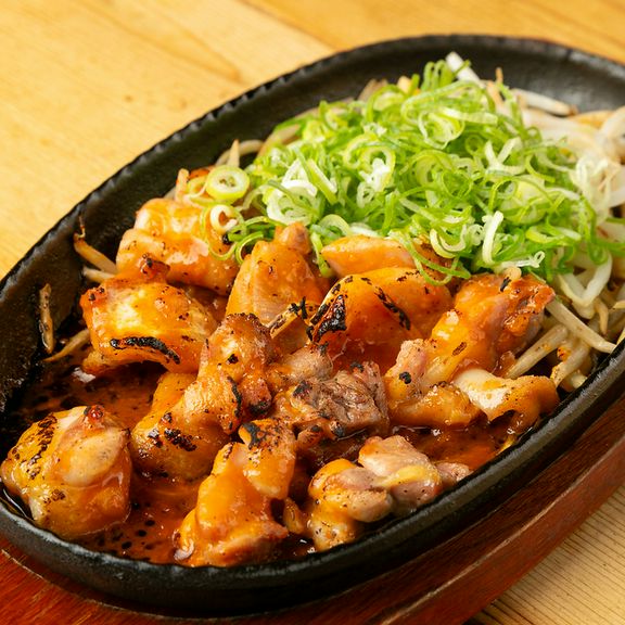 名物『親鳥鉄板焼き』