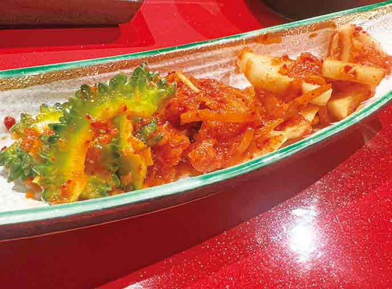 焼肉のパートナーに『季節の島野菜のキムチ盛り合わせ』