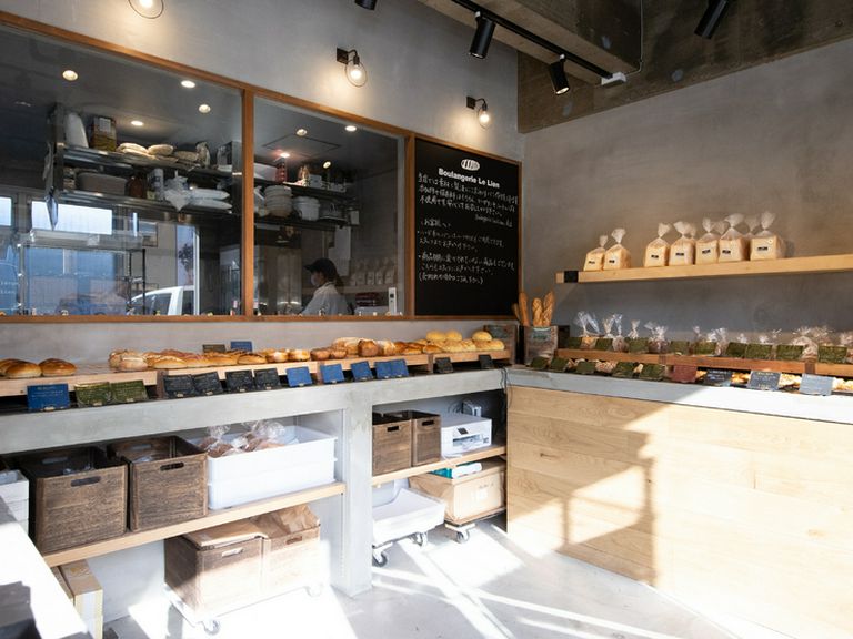 常時50種類ものパンがラインナップ！選ぶ楽しみを味わえる