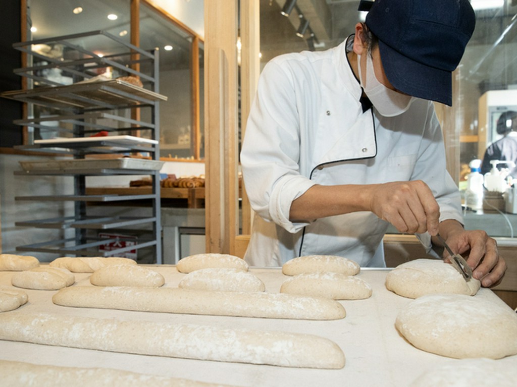 安心・安全を追求し、保存料・添加物無添加のパンづくりを