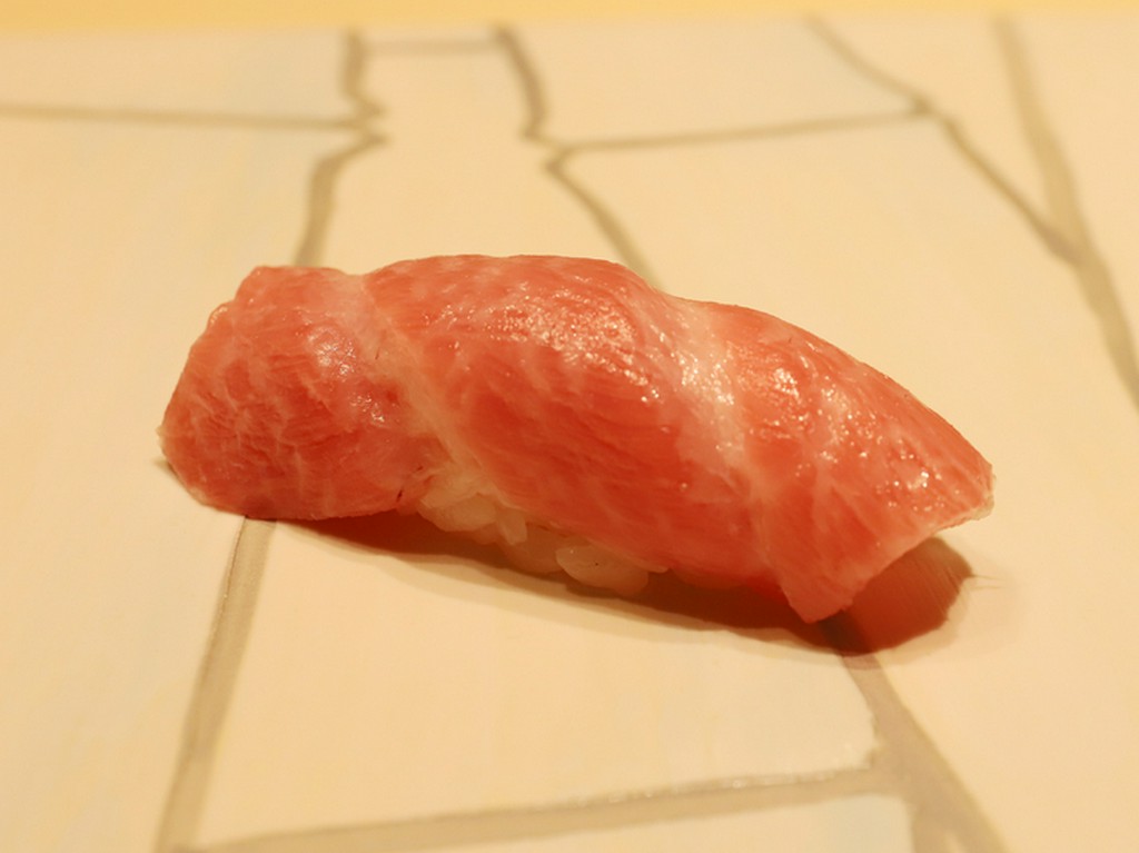 西岡 表参道 青山 鮨 寿司 ヒトサラ