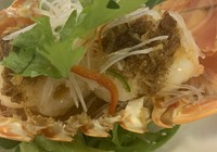 チリソース・唐辛子・マヨネーズ・XO醤
※画像は、X.O.醤であり、1名様用に予めお取り分けを
　致しております。