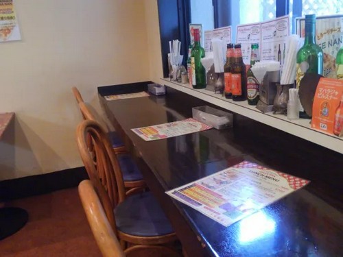 カウンター席もご用意