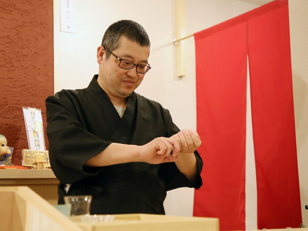 美味な料理とともに、ゆったりくつろぎながら過ごせる時間を提供