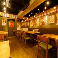 テーブル席もしっかりあるので宴会にオススメです。