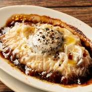 中華とフレンチが融合した禁断の逸品！溢れ出す肉汁と赤ワインソースが良く合います。