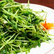 「肉」や「海鮮」といった素材はもちろん、本場中国から取り寄せた「香辛料」や「調味料」を使用。「野菜」も新鮮で、食感の良いものにこだわっています。