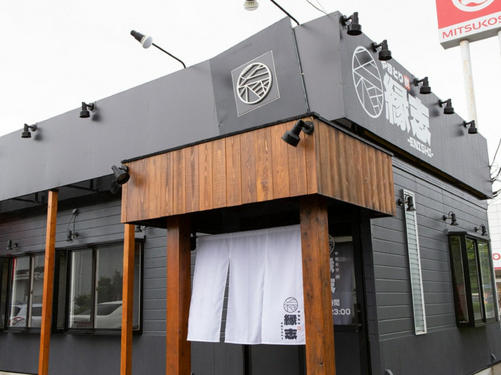 牛久駅から徒歩7分のやきとりの店