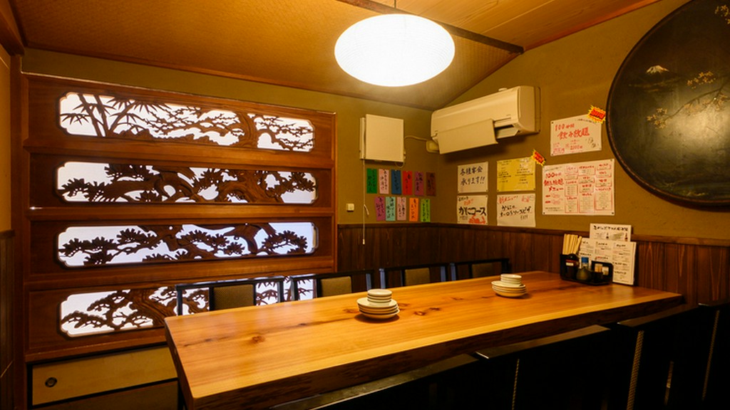 美しい設えと郷土の味覚が調和する、接待・会食にふさわしい一軒