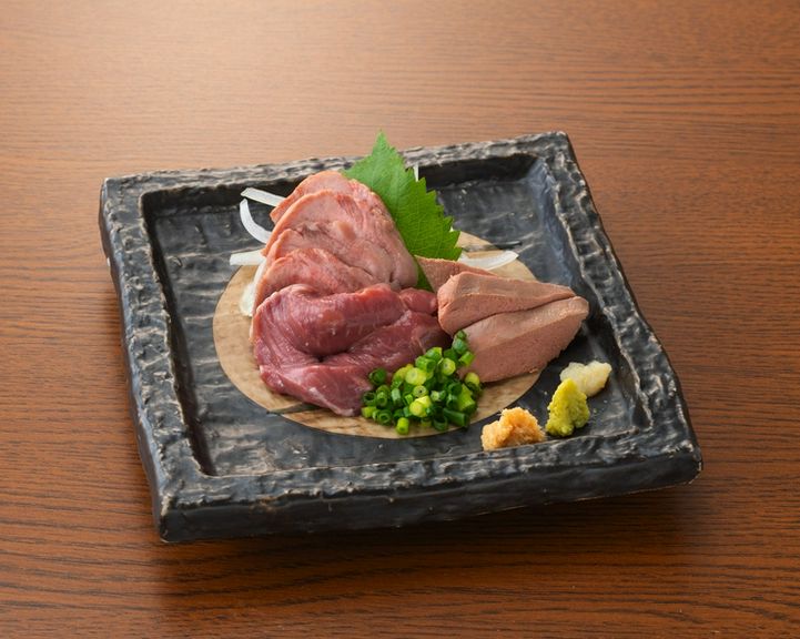 ＜鮮度抜群＞肉刺し《低温調理》