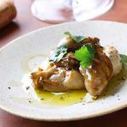 古来より日本人は旬の恵みを味わい、自然と共存してきた。だからこそ「季節のものを食べることには意味がある」と話すオーナー。オーガニックや地産地消といった概念も、この店では“当たり前”のことなのです。