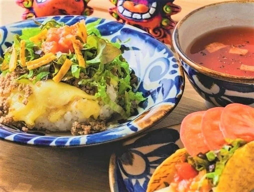 【沖縄カフェとランチ　かふう】タコスetc沖縄を感じるMENU！