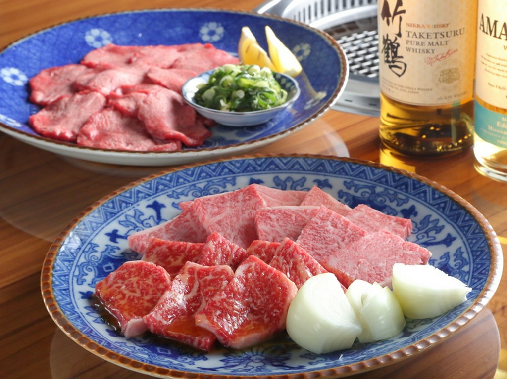 創業昭和27年より受け継いだ焼肉のタレを使用している『たれ焼肉』