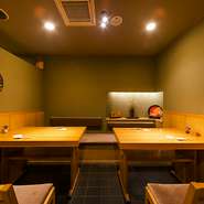 道内の人はもとより、道外の人をもてなすシーンにもオススメ。北海道の鮮魚に江戸前の確かな技を施した握りと趣向は、食通もうなる美味しさ。空間・接客もハイクオリティで、安心して大事な席に臨めます。