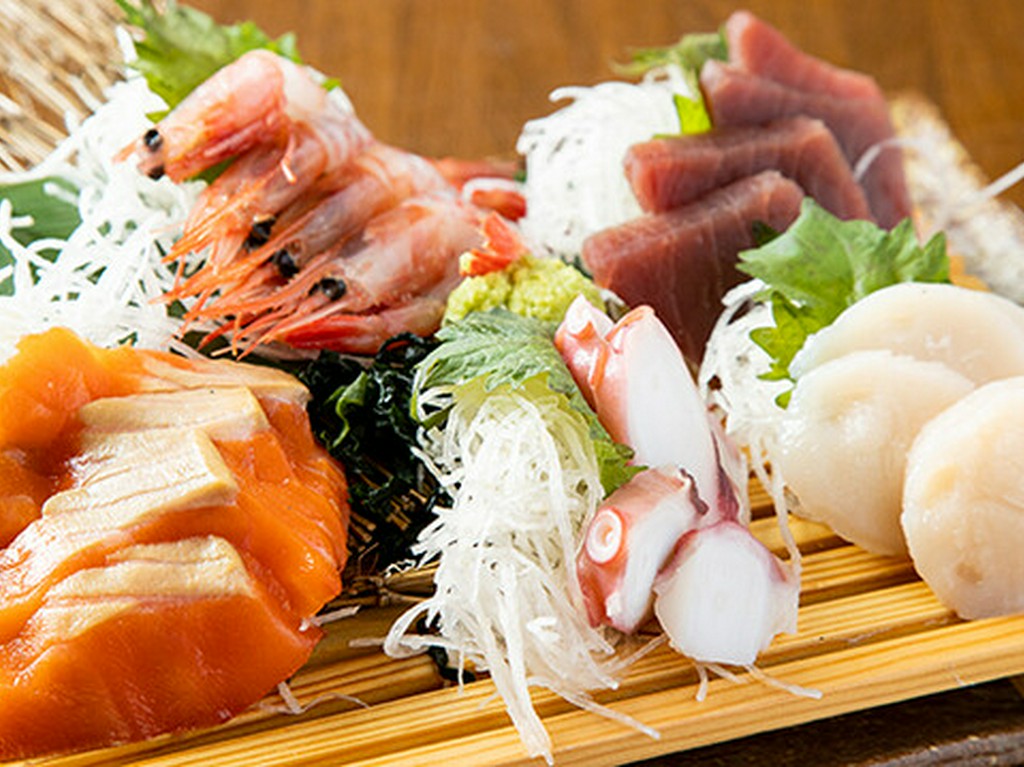 刺身盛り合わせ