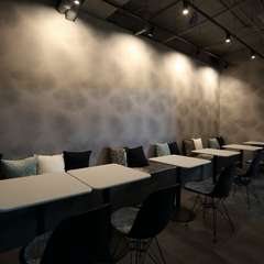 こだわりが詰まったアートな空間で、非日常の雰囲気を満喫