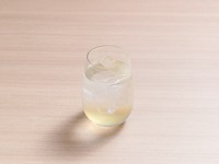 オリジナルノンアルコールドリンク　マンゴーの風味と華やかな色合いが食事を引き立てます