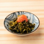 単品プランではお通しとしてもおご提供する自家製高菜明太。無料でおかわり自由なので様々なお料理との組み合わせが楽しめます！