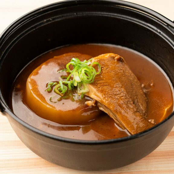 柔らか茹でタンと大根のデミグラスソース