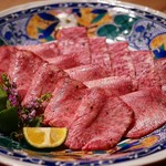 熟成肉をカジュアルにお召し上がりいただけるコースです。