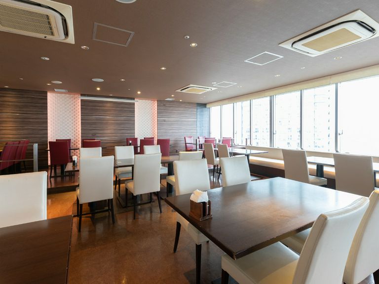 オシャレな店内で