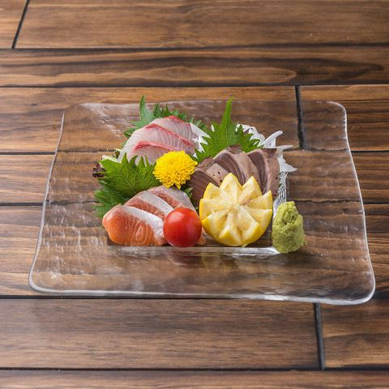 お造り盛り合わせ　3種